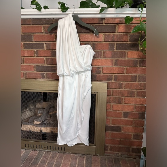 💥NWOT  DO + BE  Wrap style one shoulder Classy dress with side zipper excellent - Picture 10 of 12